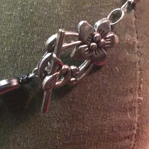 Abalone Shell Lacquerware Pendant with rosettes & beaded necklace - Picture 7 of 14